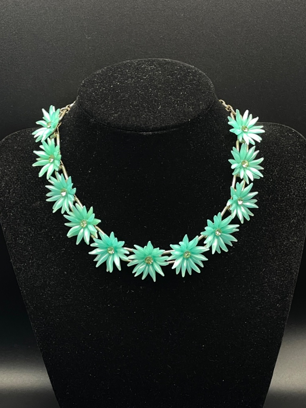 Vintage Mid-Century Aqua Blue Plastic Flower Choker Necklace